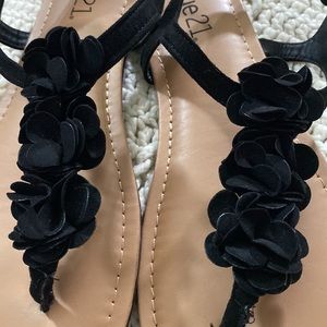 🖤 Black Flower Sandals 🖤
